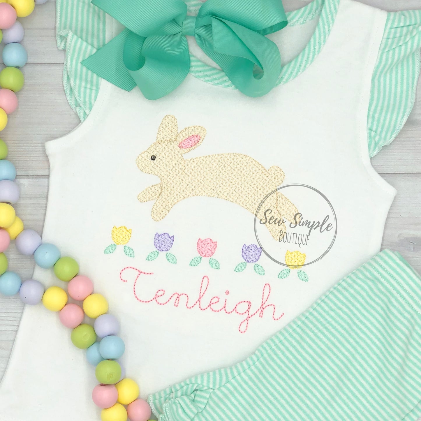 HOPPNG BUNNY W/ FLOWERS