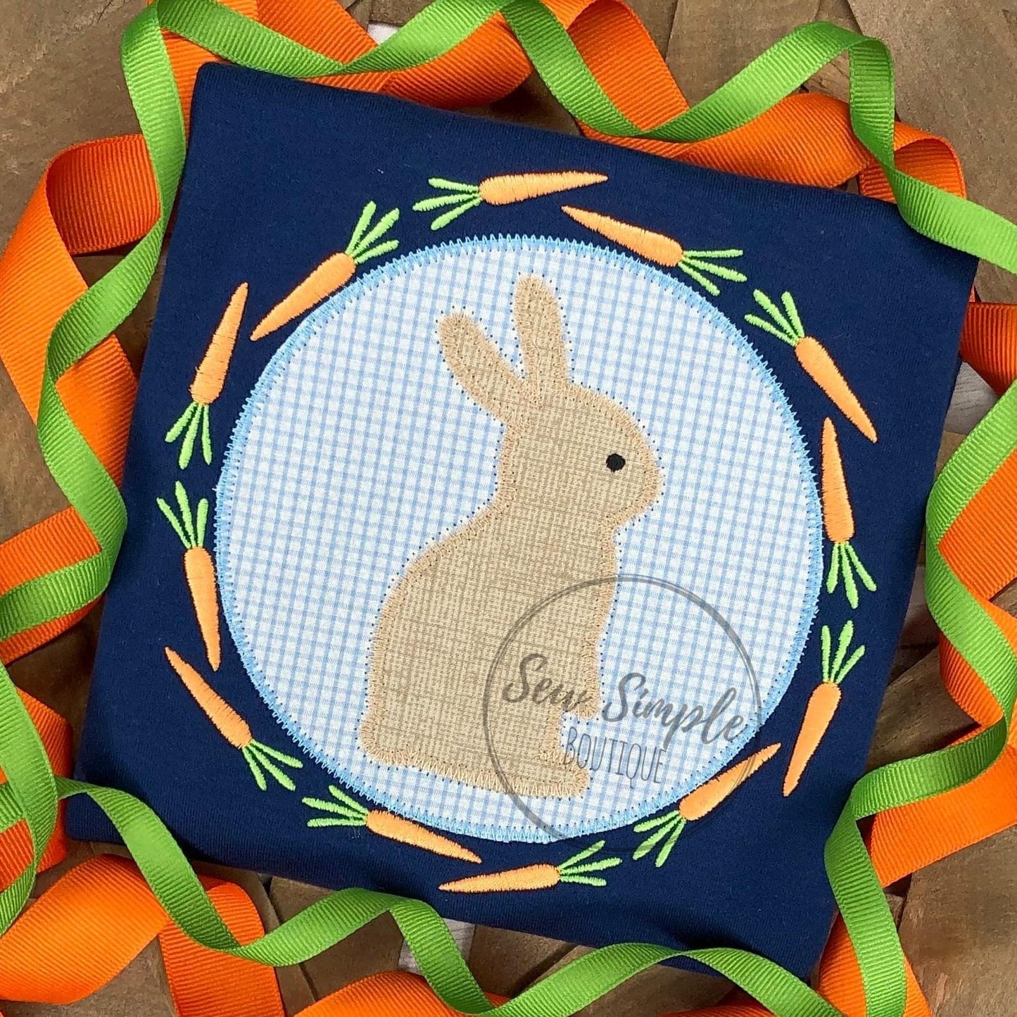 BUNNY CIRCLE W/ CARROT OUTLINE