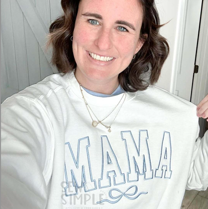 MAMA W/ BOW SWEATSHIRT (GILDAN & CC)